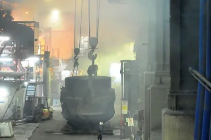 Hot Metal Process Crane in a Metal Powder Plant