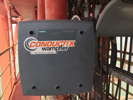 Conductor Rail System with ProfiDAT on a STS Container Crane