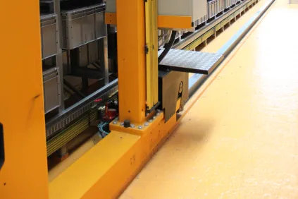 AS/RS (Automated Storage and Retrieval System)