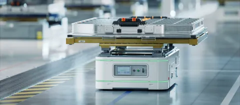 Industrial Mobile Robot operating in the Automotive Industry