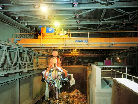 Waste Handling Crane