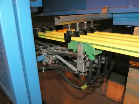 Process-Overhead Cranes in a nitrogen fertilizer warehouse