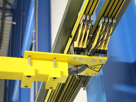 Transfer Car - Conductor Rails