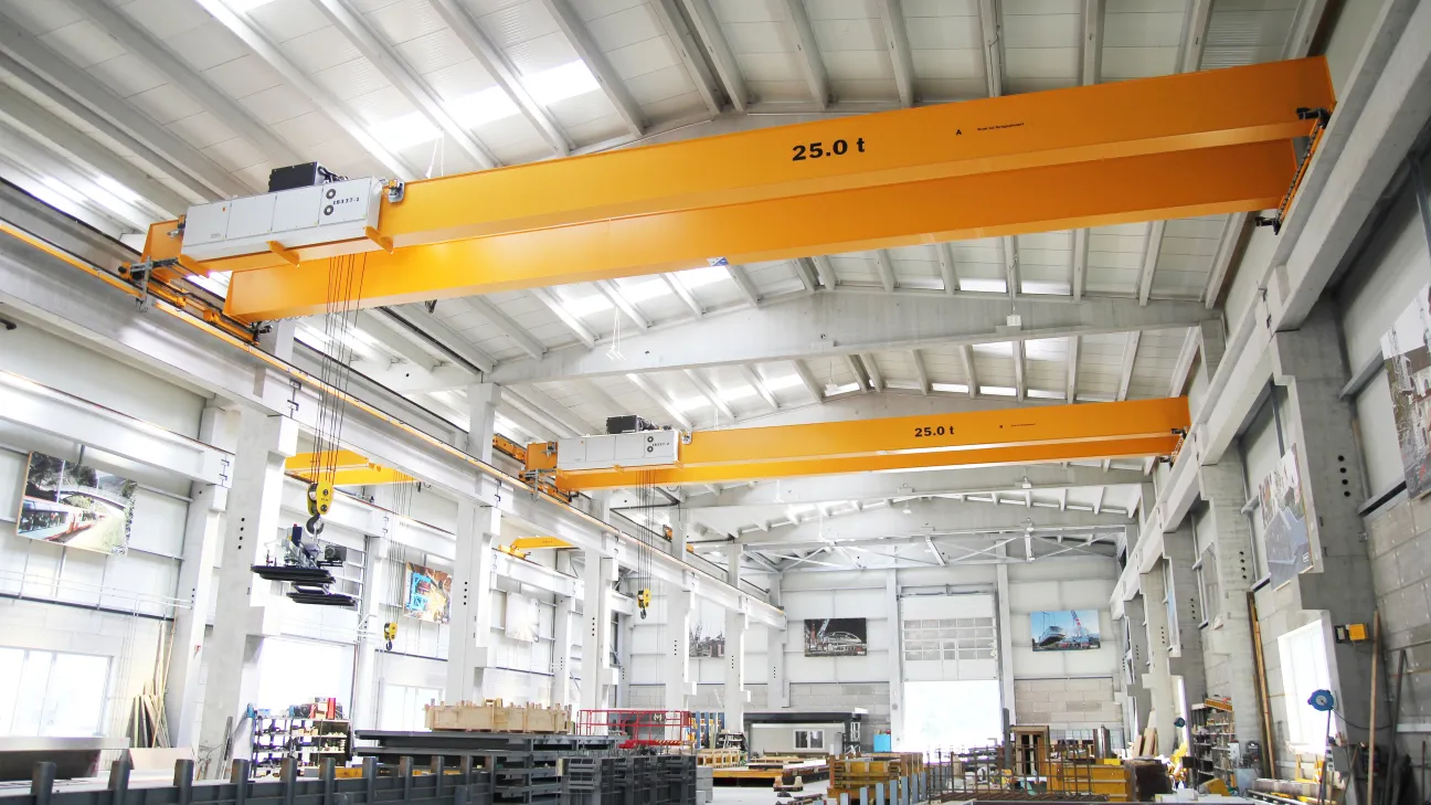 4 Overhead Cranes in a Factory for concrete parts 4 Overhead Cranes in a Factory for concrete parts