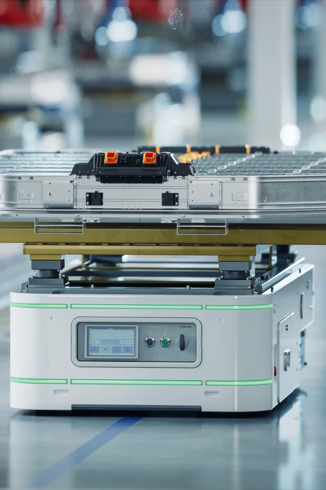 Industrial Mobile Robot operating in the Automotive Industry