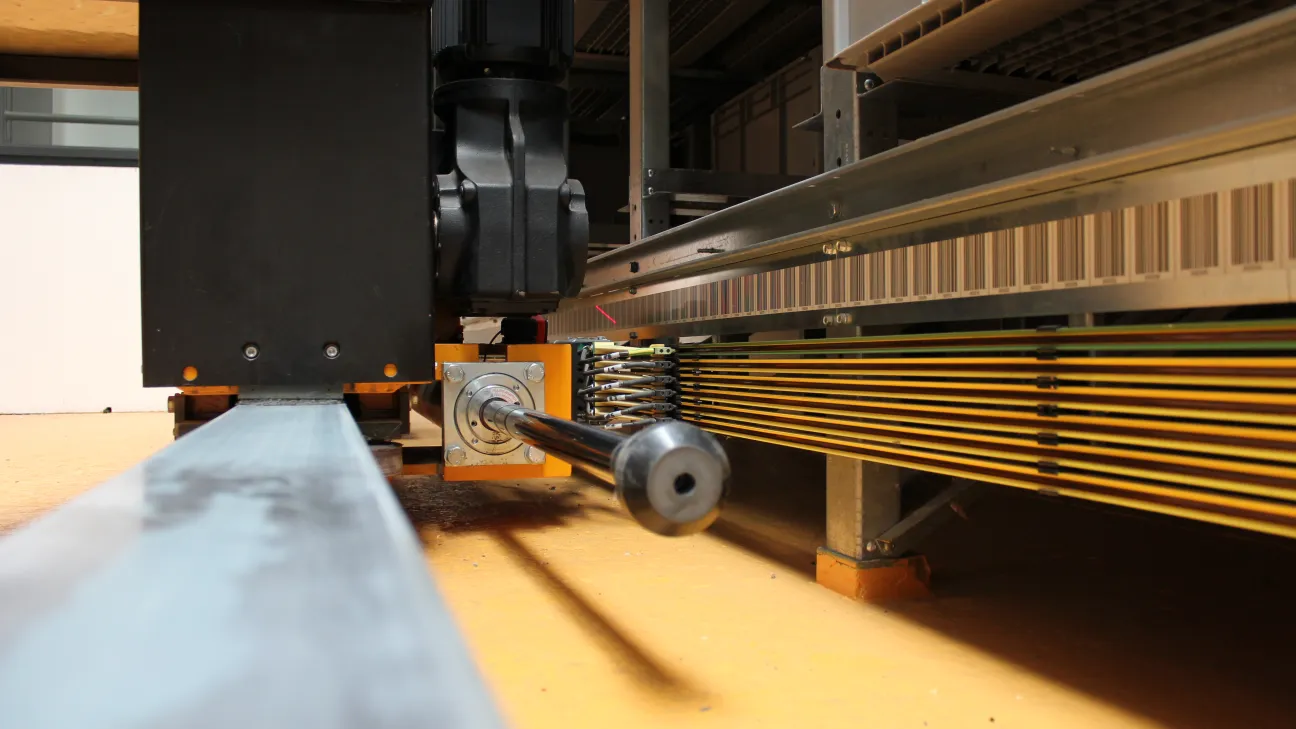 AS/RS (Automated Storage and Retrieval System)